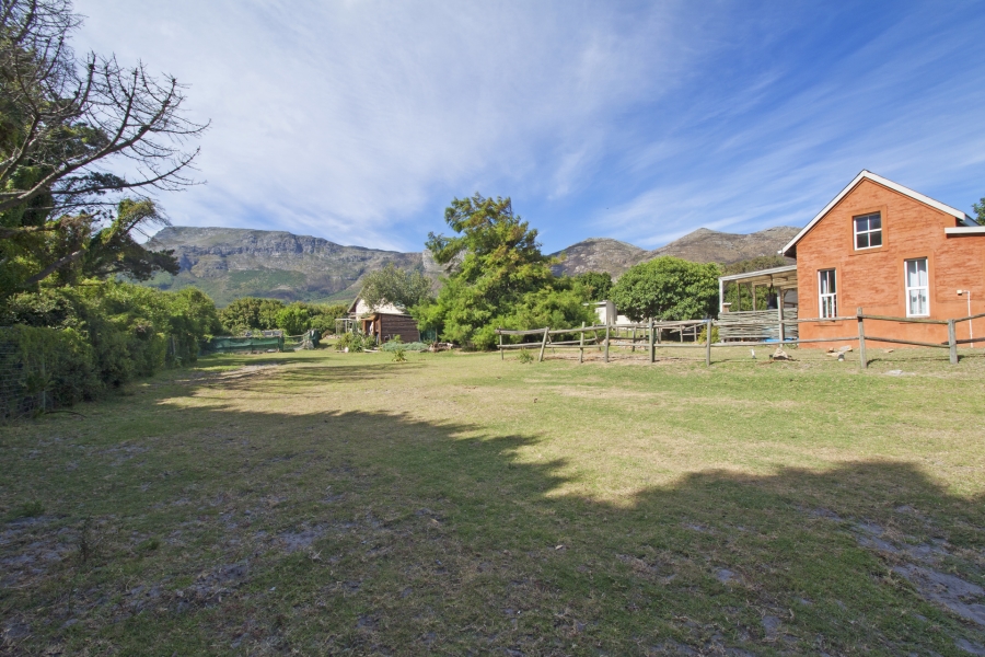 4 Bedroom Property for Sale in Meadowsteads Western Cape